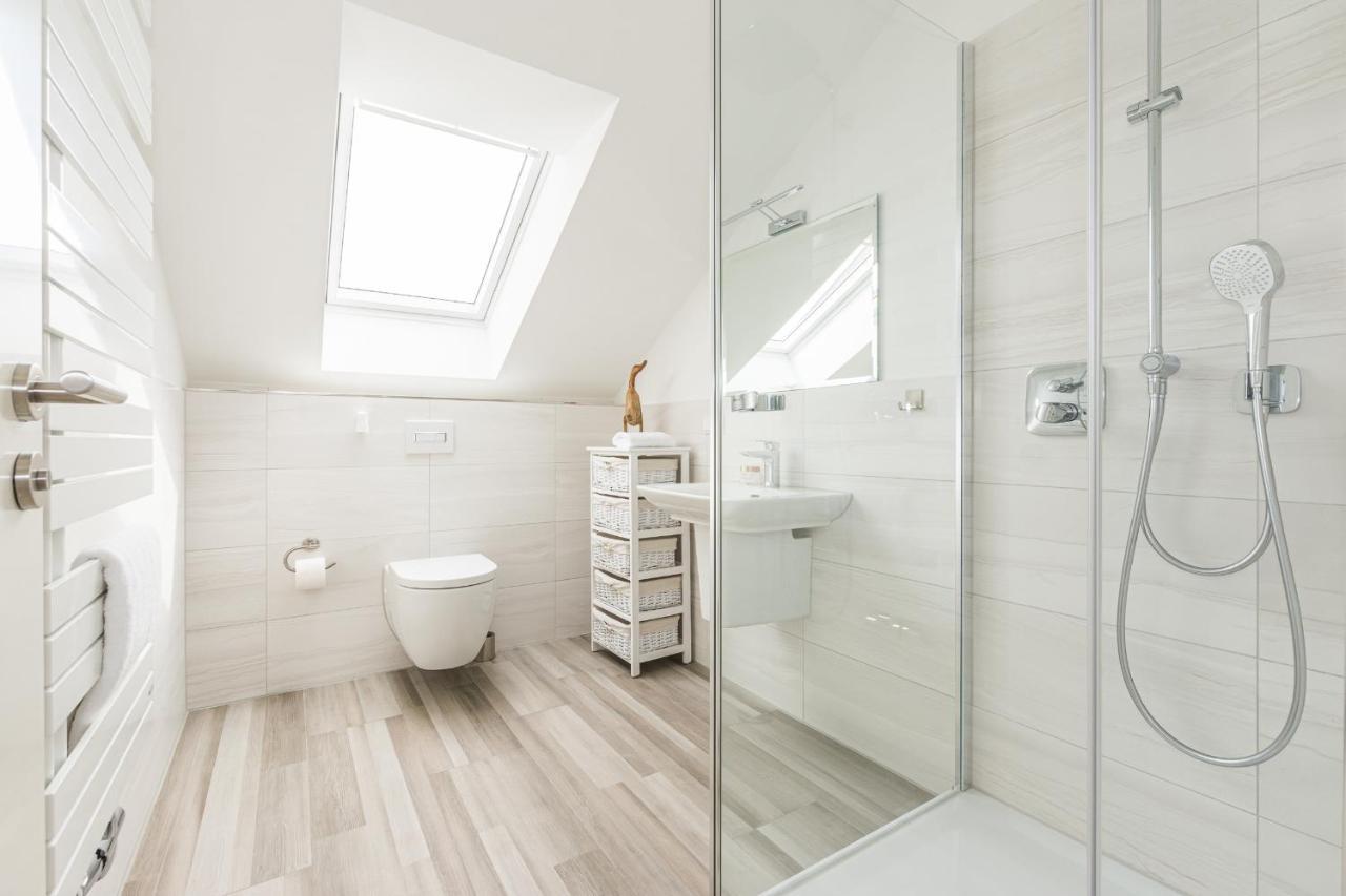 Luxus-See-Domizil Mit Sauna, Kamin Und Boot-130 Qm Fuer 6 Personen Krakow am See Exteriör bild